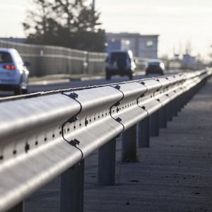 barrera de seguridad de acero