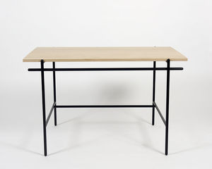 mesa contemporánea