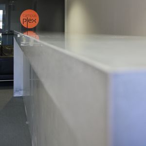 mostrador de recepción de hormigón