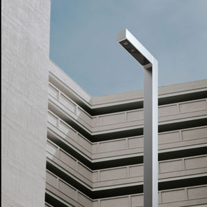 farola de acero inoxidable