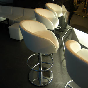 silla de bar contemporánea