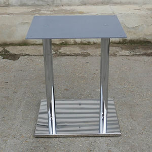 base de mesa de metal