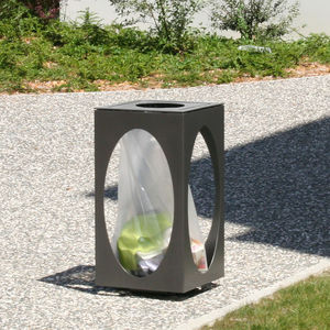 cubo de basura público
