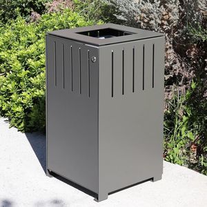 cubo de basura público