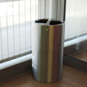 cubo de basura público