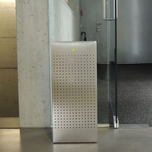cubo de basura público