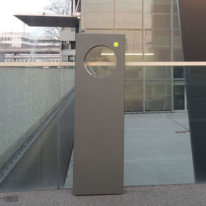 cubo de basura público