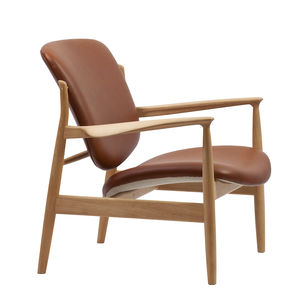 sillón de diseño escandinavo