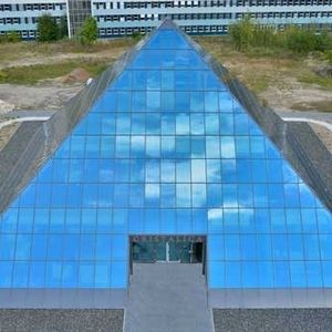 panel de vidrio para protección solar