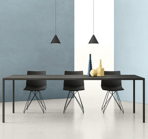 mesa contemporánea