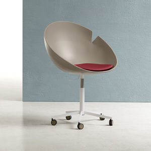 silla de oficina contemporánea