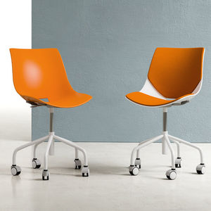 silla de oficina contemporánea
