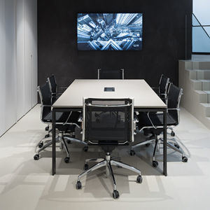 silla de oficina con respaldo alto