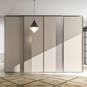 armario con puertas corredizas