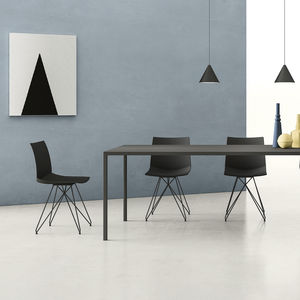 mesa contemporánea