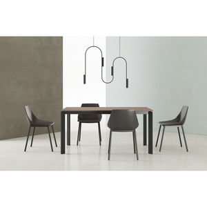 mesa contemporánea