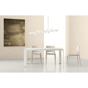 mesa contemporánea
