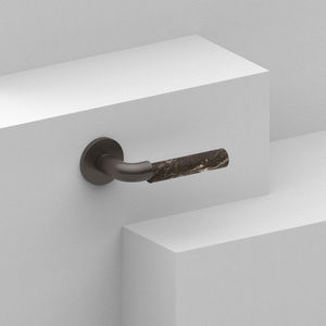 tirador de puerta