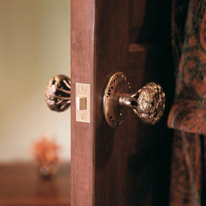 pomo de puerta clásico