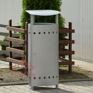 cubo de basura público