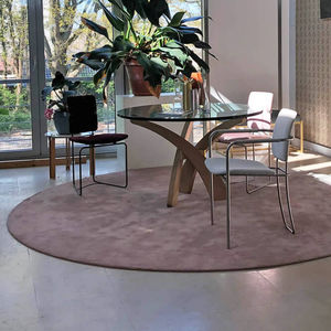 mesa de comedor contemporánea