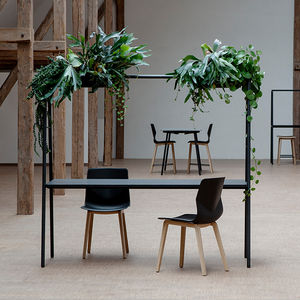 mesa contemporánea