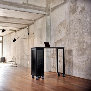 mesa alta contemporánea
