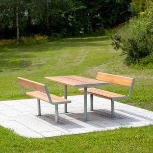 mesa contemporánea
