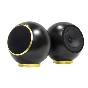 altavoz de estantes
