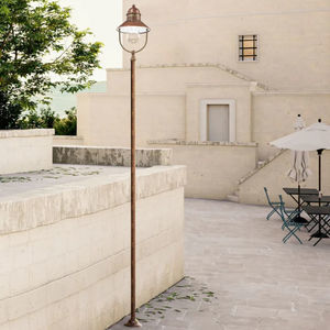 farola urbana