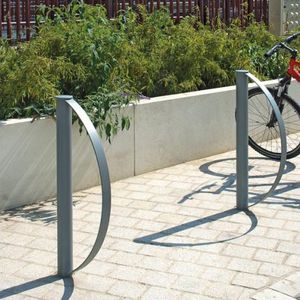 aparcabicis de acero / para espacio público / de seguridad