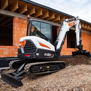 excavadora intermedia