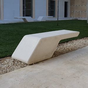 banco público contemporáneo