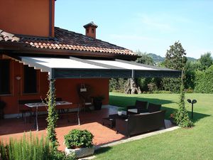 pérgola adosada