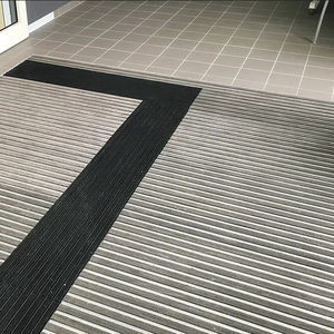 alfombra de entrada para edificio público