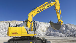 excavadora intermedia