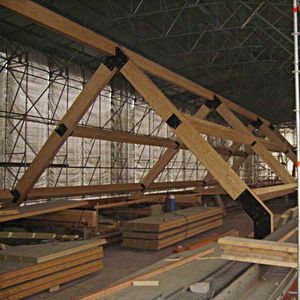 estructura de tejado de madera de madera