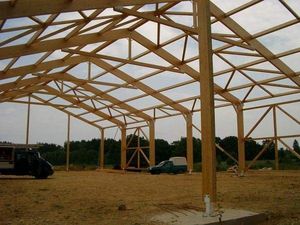 pórtico de madera laminada encolada