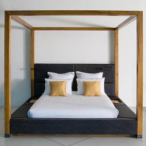 cama con dosel