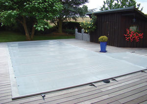 cubierta para piscina con barras