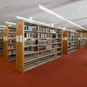 estantería contemporánea / de madera / de metal / para el sector servicios