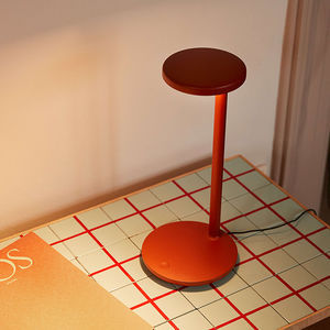 lámpara de mesa