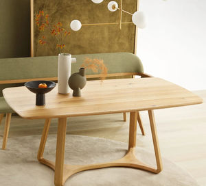mesa de comedor contemporánea