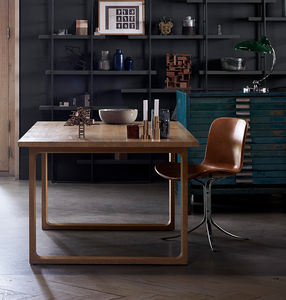 mesa contemporánea