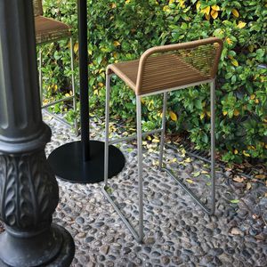silla de bar contemporánea