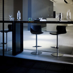 silla de bar contemporánea