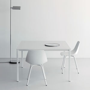 mesa contemporánea