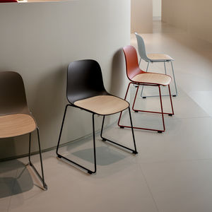 silla contemporánea