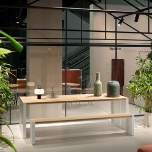 mesa contemporánea