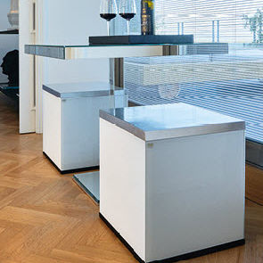 conjunto de mesa y silla contemporáneo